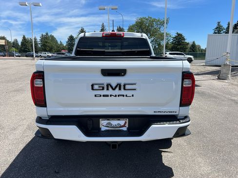 New 2026 GMC Canyon Denali w/ LPO, Black Badging Package AWD/4WD image 4