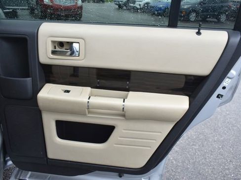 Used 2019 Ford Flex SEL w/ Equipment Group 202A image 48