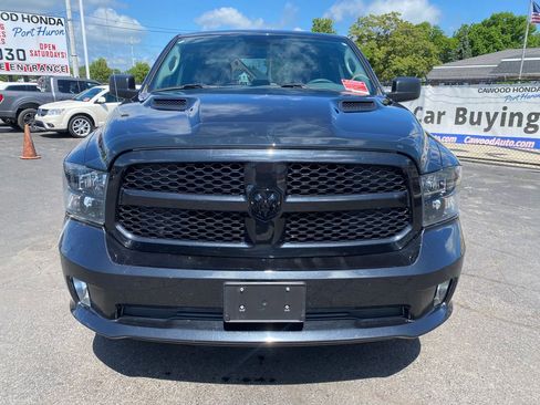 Used 2019 RAM 1500 Express w/ Wheel & Sound Group AWD/4WD image 8
