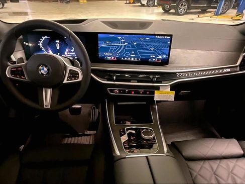 New 2026 BMW X5 sDrive40i image 5