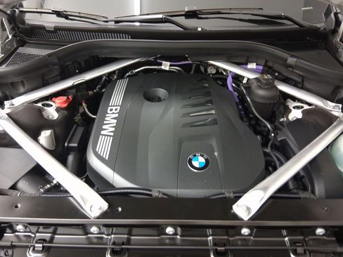 New 2026 BMW X7 xDrive40i image 32