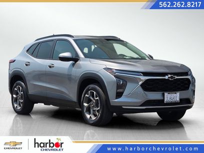 Certified 2025 Chevrolet Trax LT w/ Driver Confidence Package