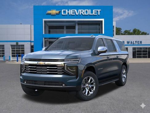 New 2026 Chevrolet Suburban Premier image 7