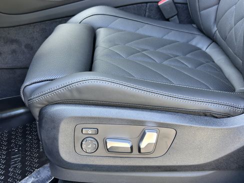 Used 2026 BMW X5 xDrive40i w/ M Sport Package AWD/4WD image 24