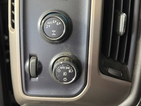 Used 2017 GMC Sierra 1500 Denali w/ Denali Ultimate Package image 23