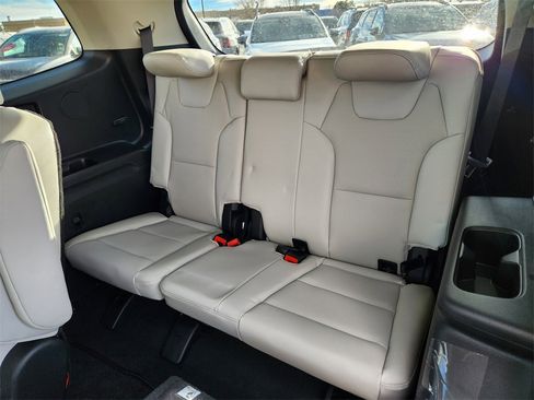 New 2025 Kia Telluride S image 10