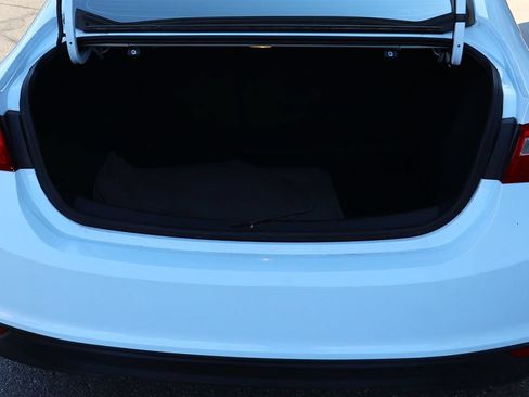 Used 2020 Chevrolet Malibu LS FWD image 25
