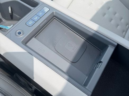 New 2026 Kia EV9 Wind image 28