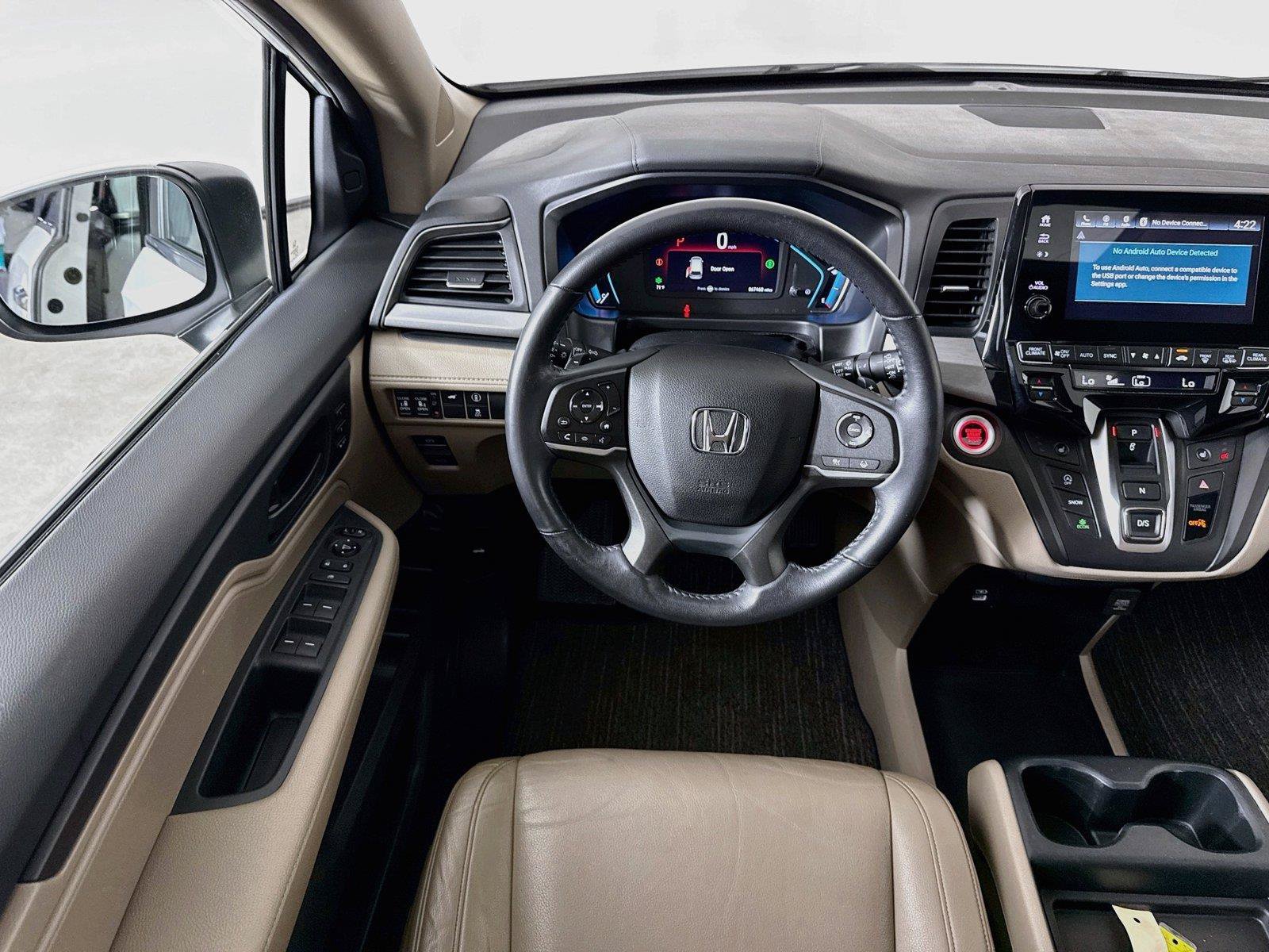 Certified 2024 Honda Odyssey EX-L image 2