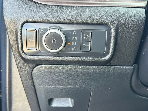 Used 2022 Ford Explorer Limited w/ Limited Technology Package RWD image 21