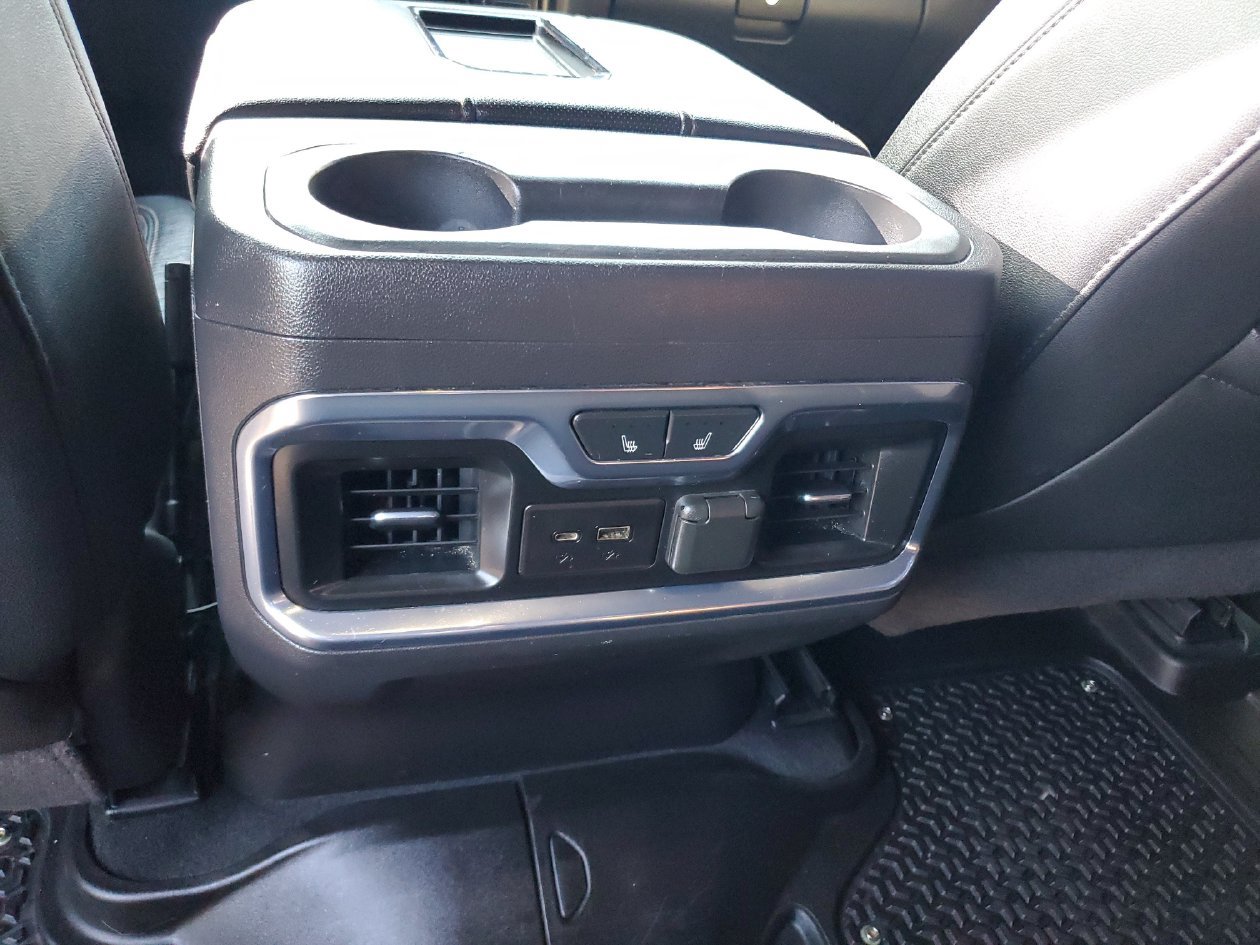 Used 2021 GMC Sierra 1500 AT4 w/ AT4 Premium Package AWD/4WD image 16