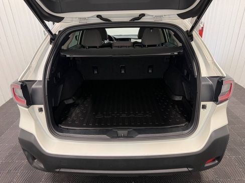Used 2023 Subaru Outback Premium AWD/4WD image 17