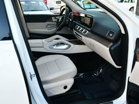 Used 2024 Mercedes-Benz GLE 450 4MATIC image 40