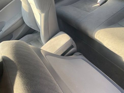 Used 2011 Honda Civic LX image 25