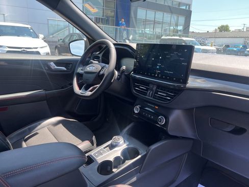 Used 2023 Ford Escape ST-Line w/ Tech Pack #1 AWD/4WD image 55