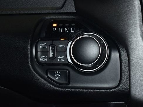 Used 2021 RAM 1500 Big Horn image 26