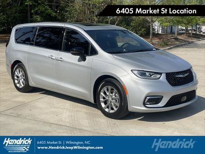 Certified 2026 Chrysler Pacifica Limited