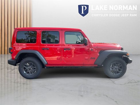 New 2025 Jeep Wrangler Sport S image 10