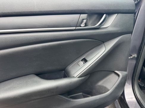 Used 2019 Honda Accord LX image 24