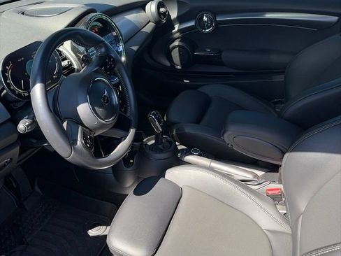 Used 2022 MINI Cooper S FWD image 8