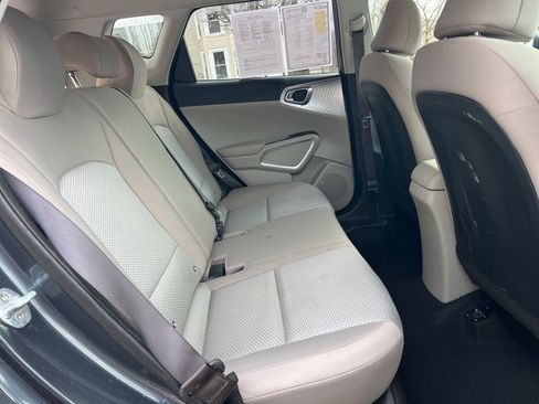 Certified 2023 Kia Soul LX image 22