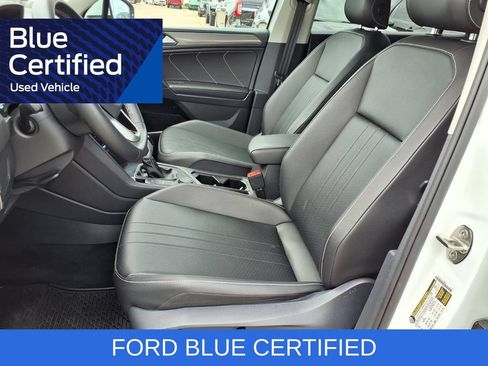 Used 2022 Volkswagen Tiguan SE AWD/4WD image 24