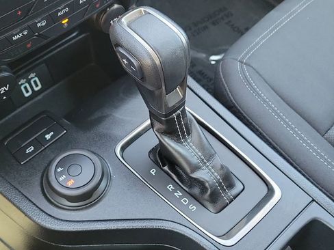 Used 2022 Ford Ranger XLT w/ Equipment Group 302A High AWD/4WD image 33