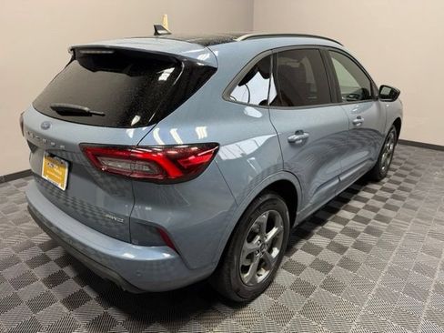 Used 2024 Ford Escape ST-Line w/ Tech Pack #1 AWD/4WD image 8