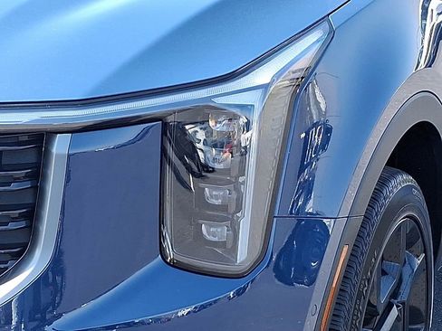 Certified 2024 Kia Sorento SX image 9