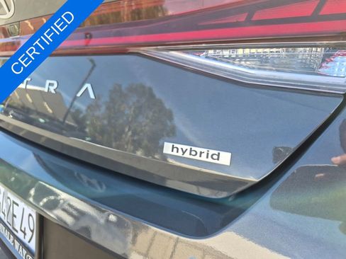 Used 2025 Hyundai Elantra SEL image 10