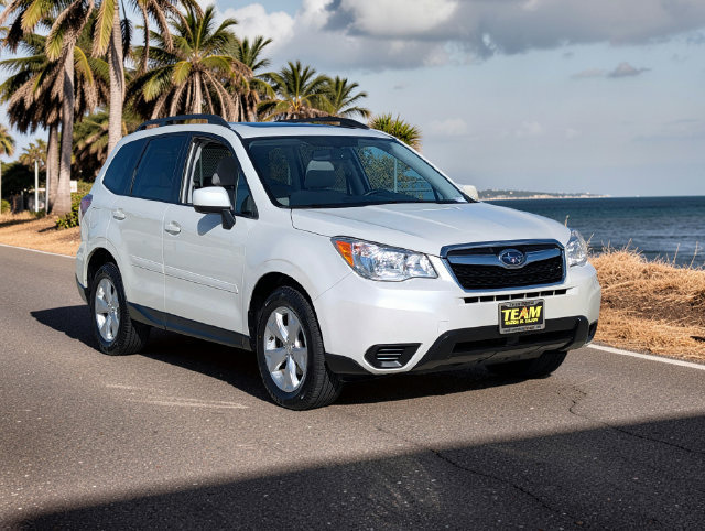 Used 2015 Subaru Forester 2.5i Premium w/ All-Weather Package AWD/4WD image 4