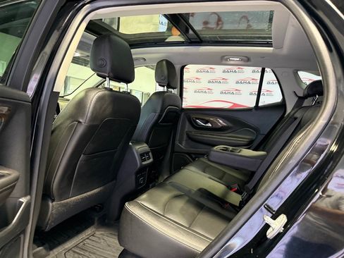 Used 2020 GMC Terrain Denali w/ GMC Pro Grade Package AWD/4WD image 32