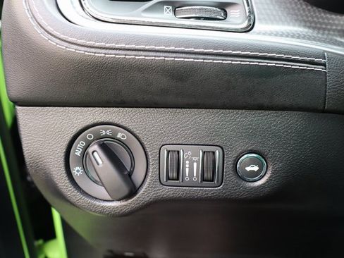 Used 2023 Dodge Challenger SRT Hellcat Widebody image 15