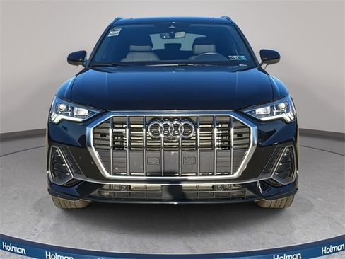 Certified 2024 Audi Q3 2.0T Premium Plus image 3