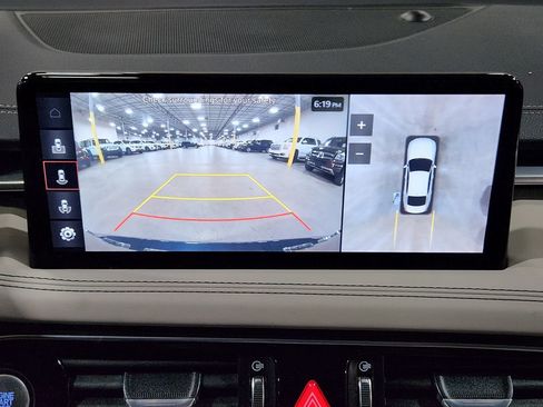 Used 2022 Genesis G70 3.3T image 37