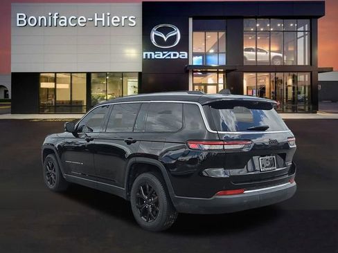 Used 2023 Jeep Grand Cherokee L Limited w/ Luxury Tech Group II RWD image 3