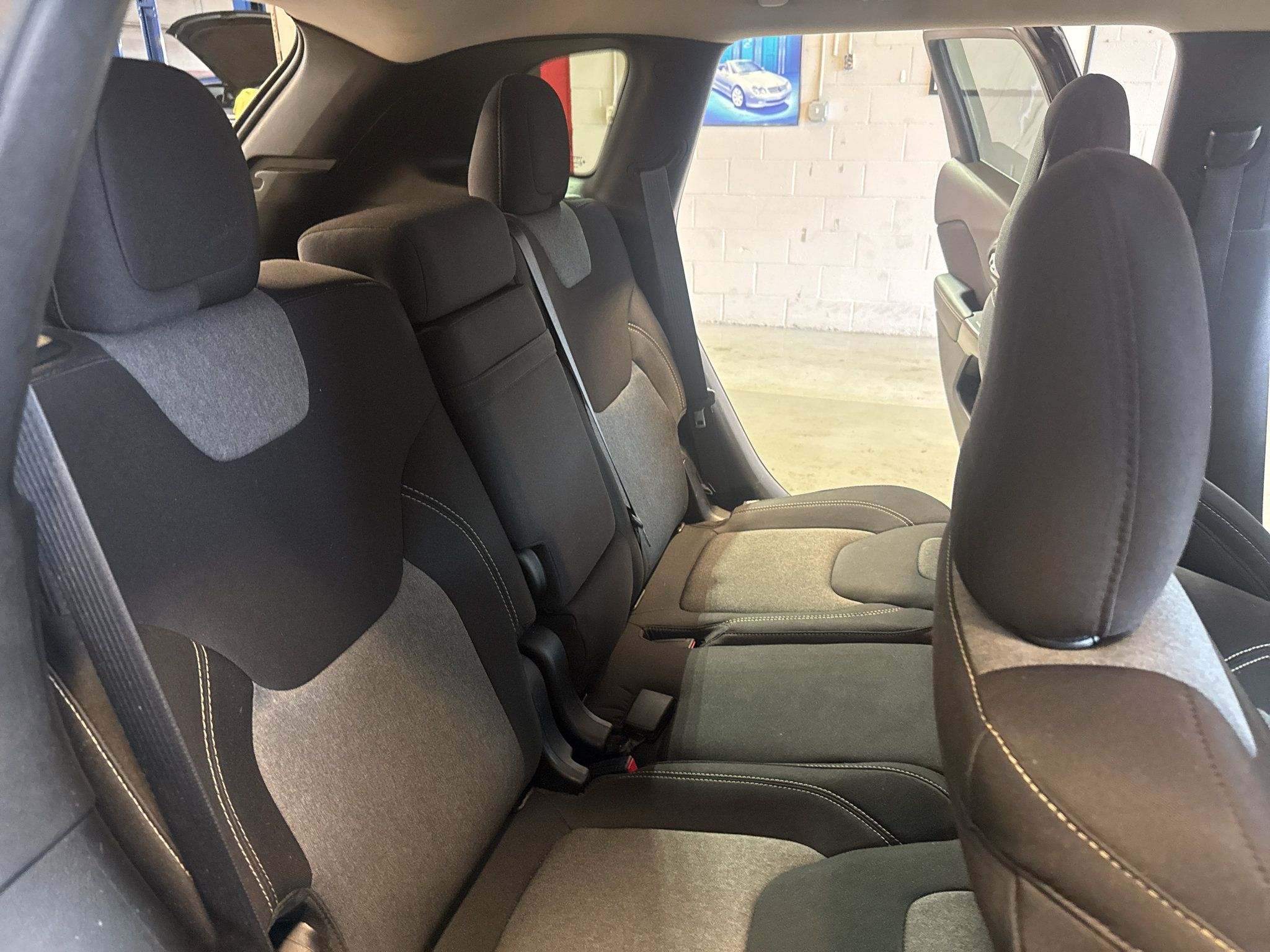 Used 2014 Jeep Cherokee Latitude w/ Cold Weather Group FWD image 25