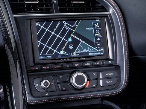 Used 2015 Audi R8 V10 w/ Full Leather Package image 26