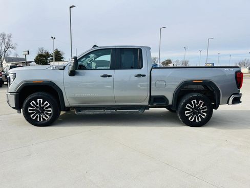 Used 2024 GMC Sierra 2500 Pro w/ Convenience Package image 30