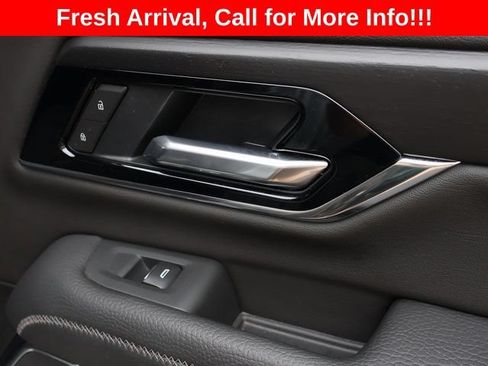 Used 2026 GMC Yukon Denali AWD/4WD image 15