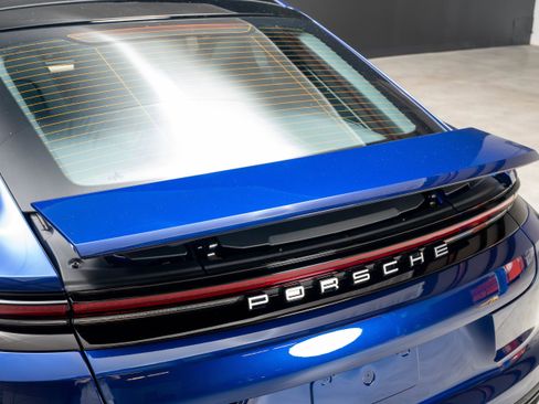 Certified 2024 Porsche Panamera 4 AWD/4WD image 16