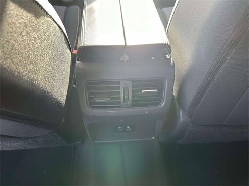 Certified 2021 Nissan Rogue SV image 12