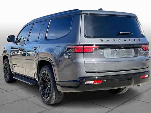 Used 2023 Jeep Wagoneer Series II image 12