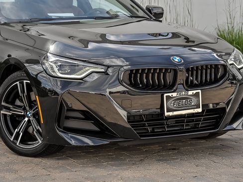 Used 2025 BMW 230i xDrive Coupe w/ M Sport Package AWD/4WD image 2