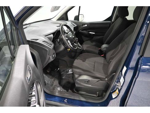 Used 2018 Ford Transit Connect XLT image 13