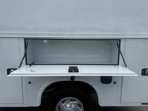New 2026 Ford E-350 and Econoline 350 Super Duty w/ Power Equipment Group RWD image 37