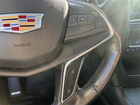 Used 2019 Cadillac XT5 Luxury image 24