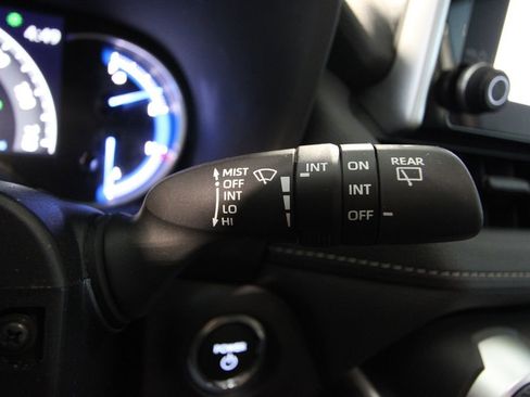 Used 2024 Toyota RAV4 XLE image 12