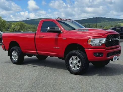 Used 2022 RAM 2500 Big Horn w/ Level A Equipment Group AWD/4WD image 2