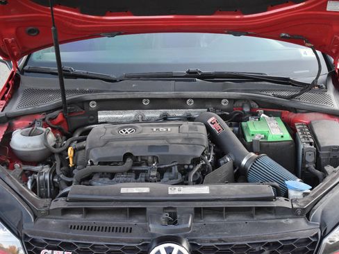 Used 2017 Volkswagen GTI S image 32